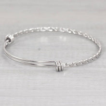 Load image into Gallery viewer, Personalized Bangle Bracelet - Heart Bangle Bracelet with Kids Names -Gift for Mom - Personalized Name Jewelry - Mothers Day Gift for Her