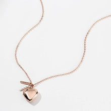 Load image into Gallery viewer, Heart Photo Locket Necklace
